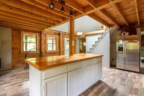 92 Serenity Lane Union ME 04862