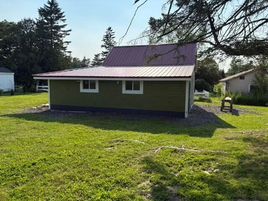 115 Parkway N Brewer ME 04412