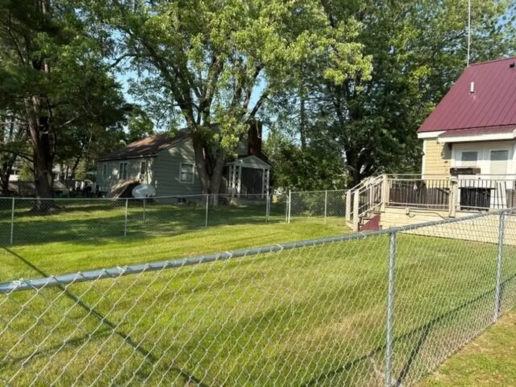 115 Parkway N Brewer ME 04412