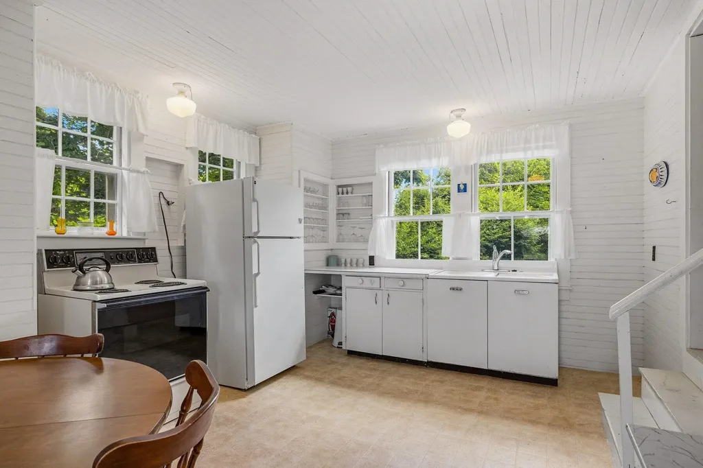 12-14 Bayview Avenue Biddeford ME 04005