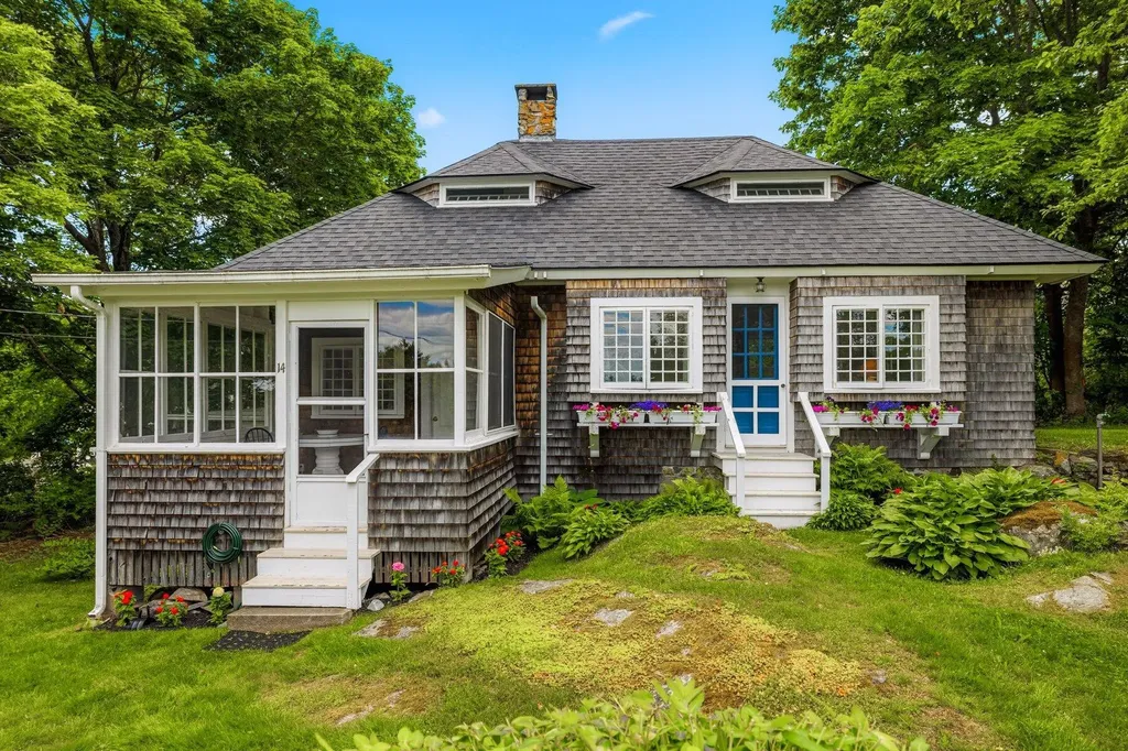 12-14 Bayview Avenue Biddeford ME 04005