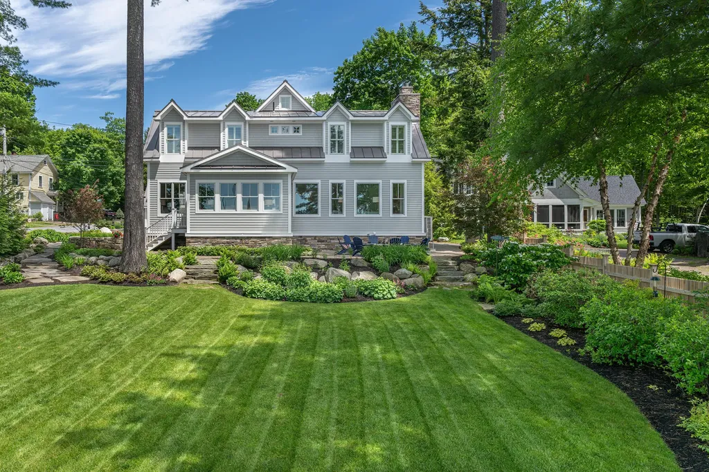 3-2 Creek Lane Manchester ME 04351
