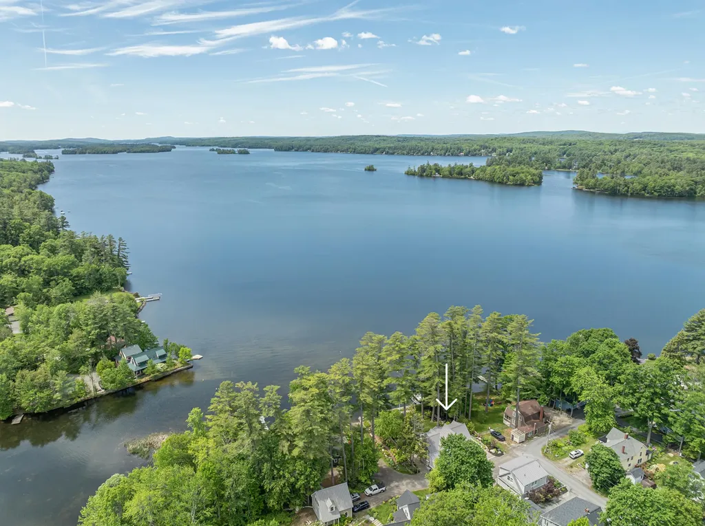 3-2 Creek Lane Manchester ME 04351