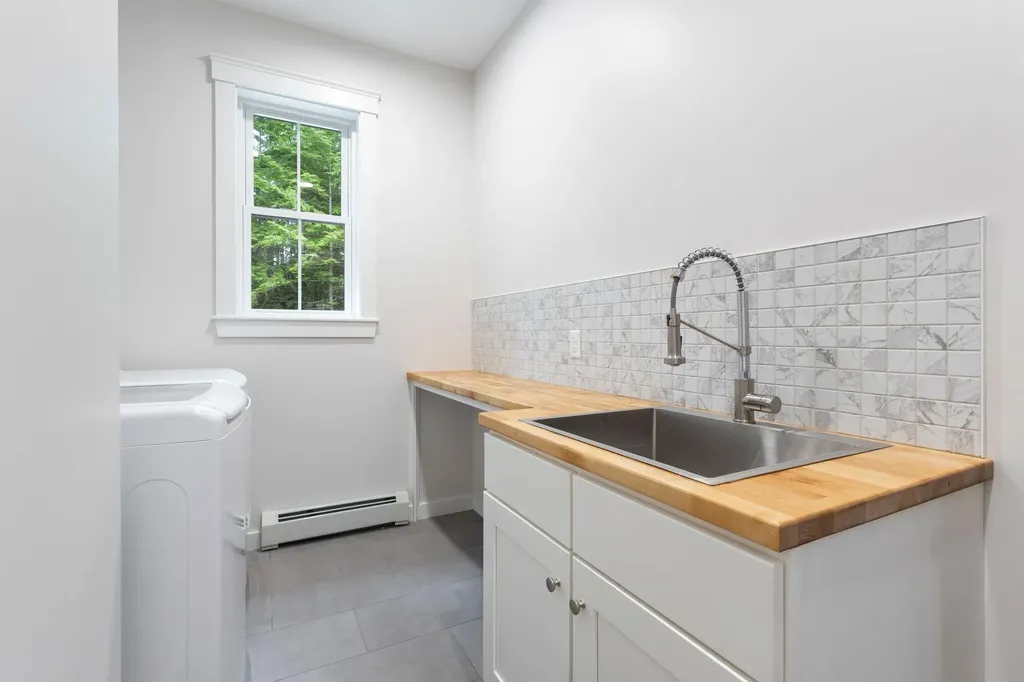 34 Alice Road Casco ME 04015