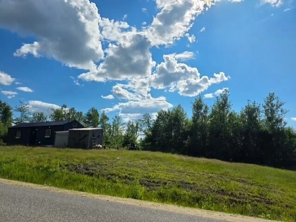136 Ellingwood Road Paris ME 04281