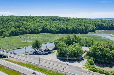 1335 Us-1 Yarmouth ME 04096