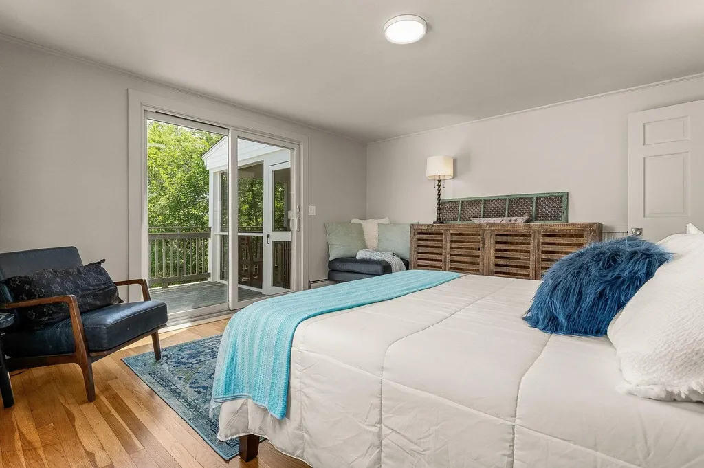 27 Government Street Kittery ME 03904