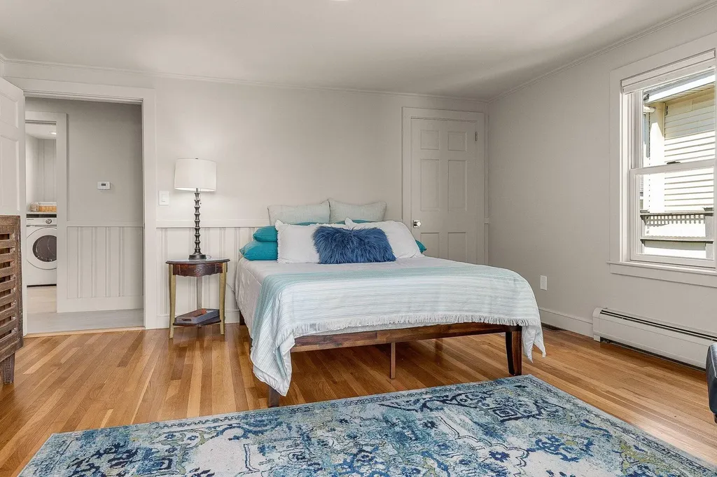 27 Government Street Kittery ME 03904