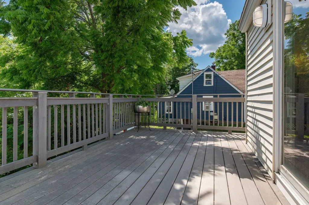27 Government Street Kittery ME 03904