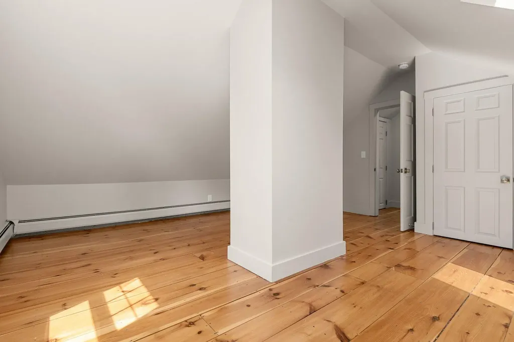 27 Government Street Kittery ME 03904