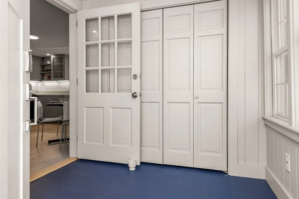 27 Government Street Kittery ME 03904