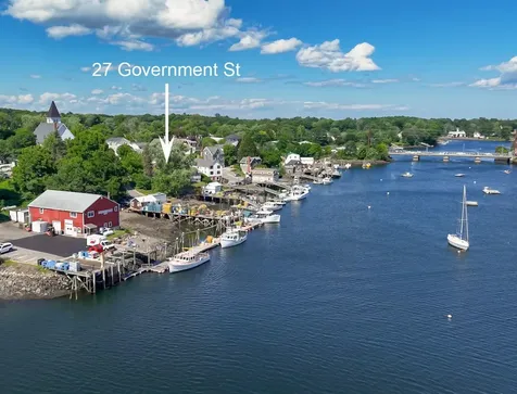 27 Government Street Kittery ME 03904