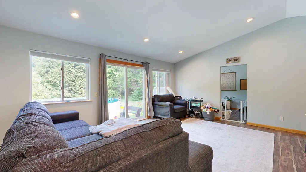 1152 Manchester Road Belgrade ME 04917