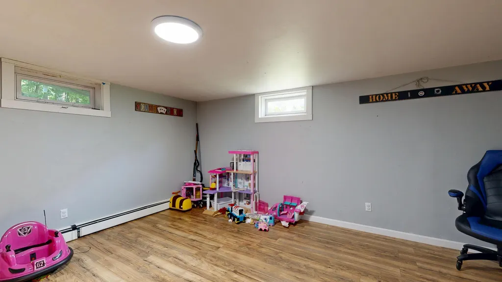 1152 Manchester Road Belgrade ME 04917
