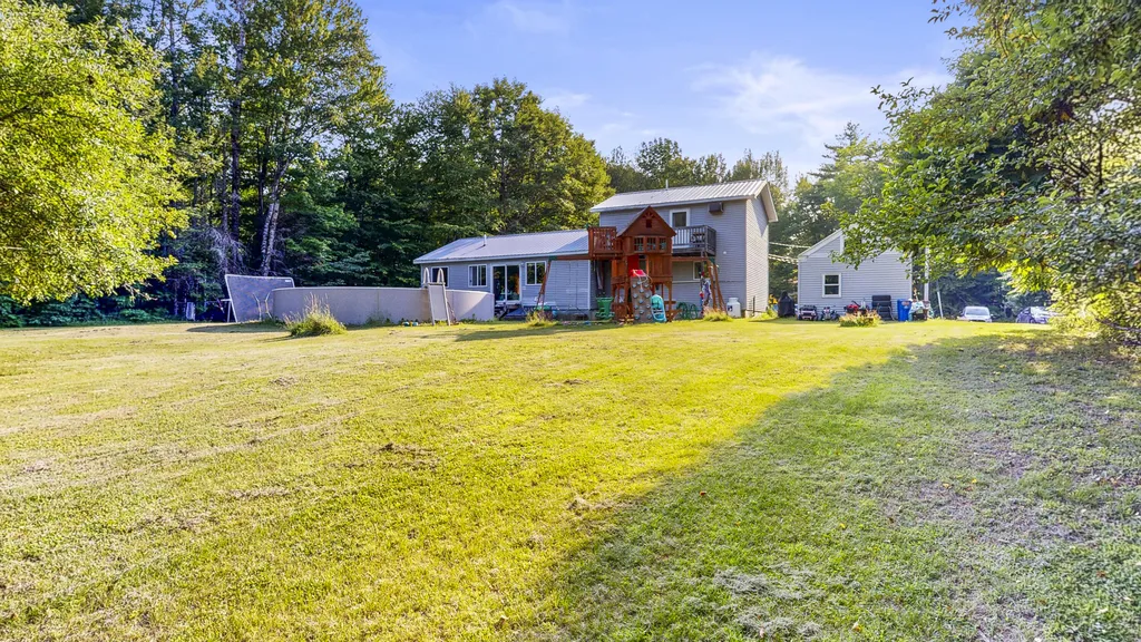 1152 Manchester Road Belgrade ME 04917