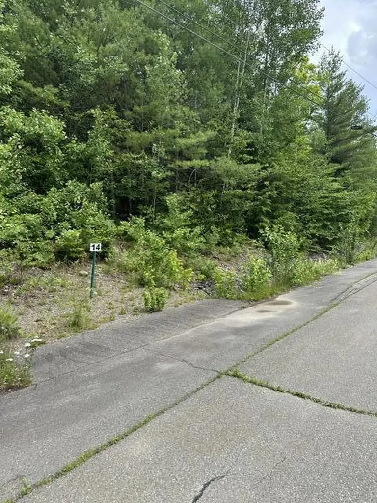 Lot 14 Grant Road Orono ME 04473