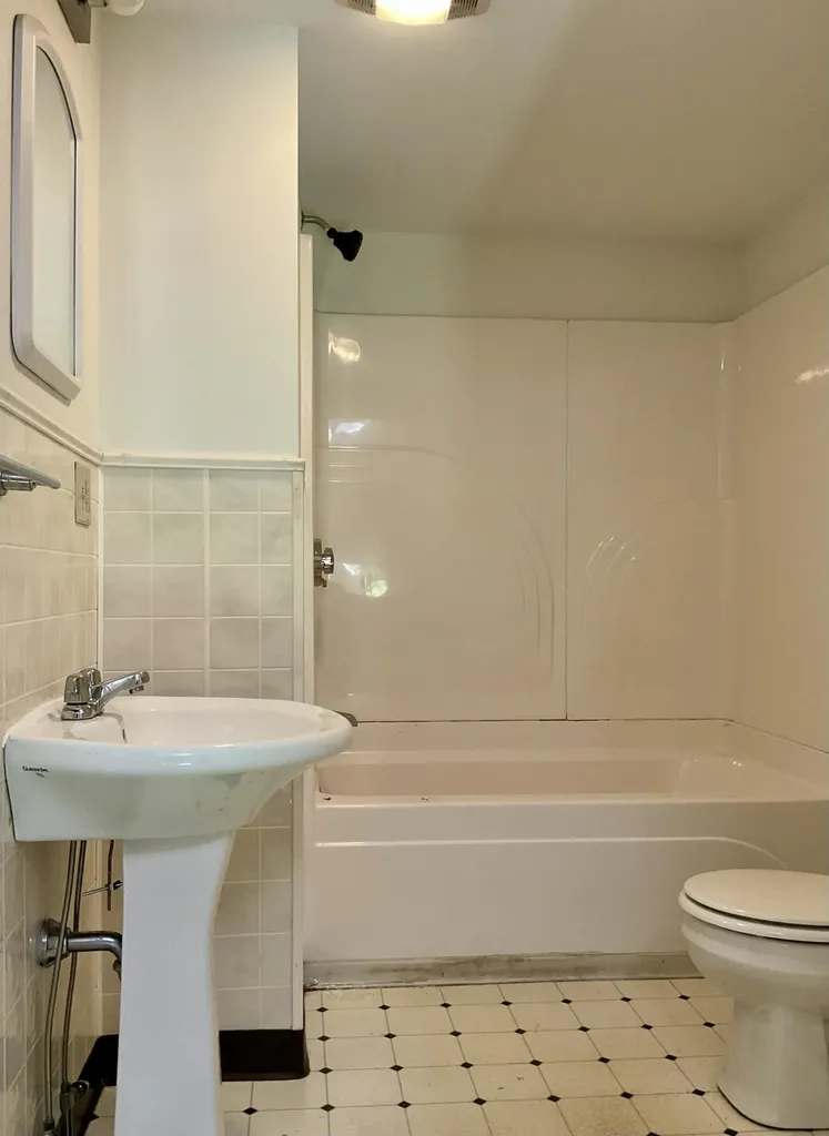 27 Wesley Street Bath ME 04530