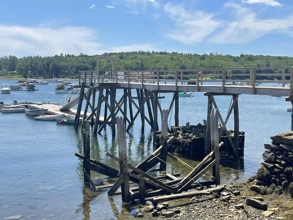 1500 State Route 32 Bristol ME 04564