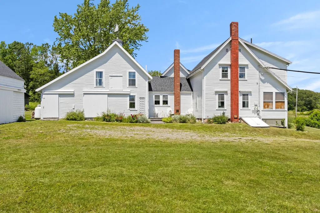 1500 State Route 32 Bristol ME 04564