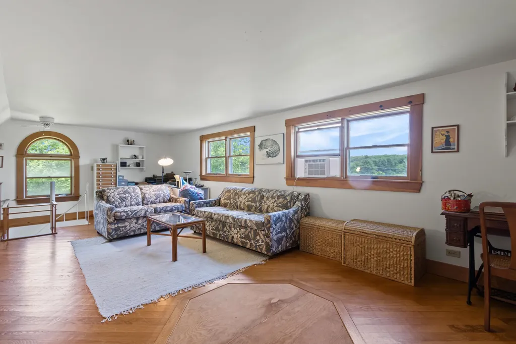 1500 State Route 32 Bristol ME 04564