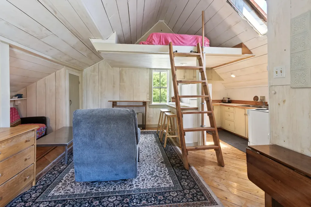 1500 State Route 32 Bristol ME 04564