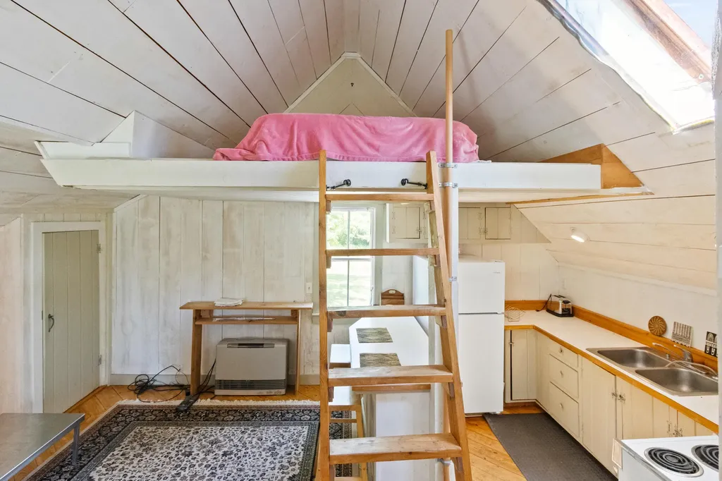 1500 State Route 32 Bristol ME 04564