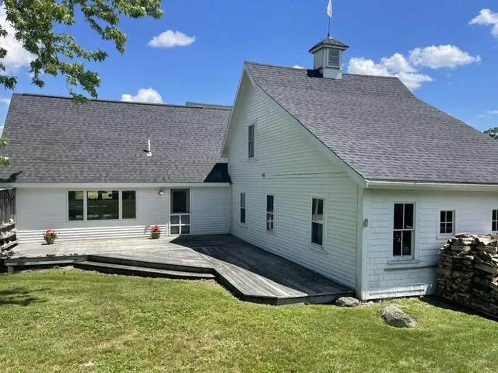 1500 State Route 32 Bristol ME 04564