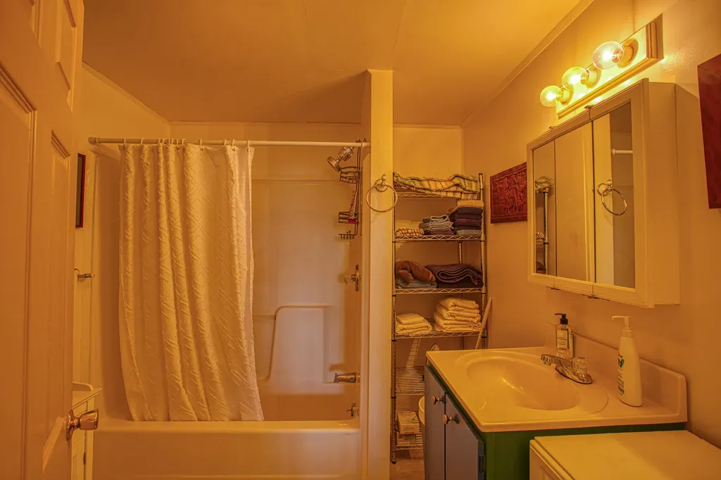 87 Crest Avenue Boothbay Harbor ME 04538