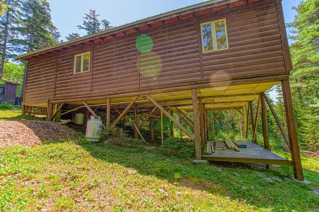 87 Crest Avenue Boothbay Harbor ME 04538