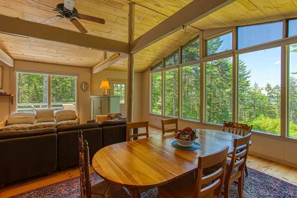 87 Crest Avenue Boothbay Harbor ME 04538