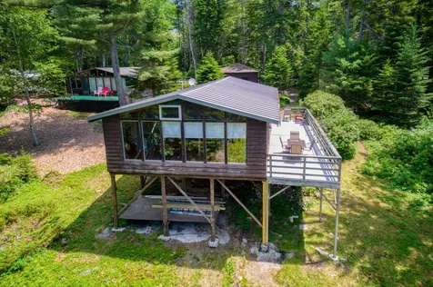 87 Crest Avenue Boothbay Harbor ME 04538
