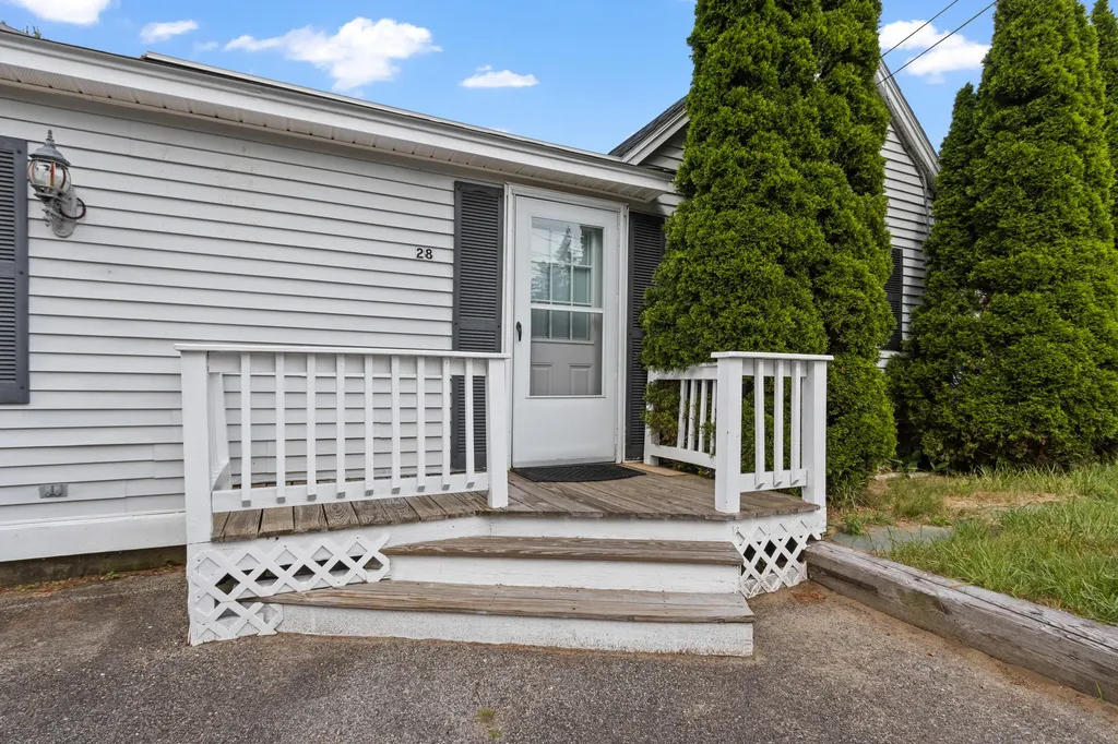28 Smithwheel Road Old Orchard Beach ME 04064
