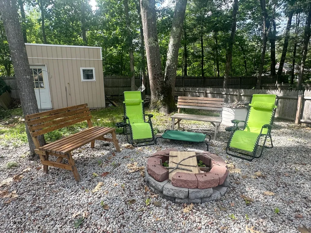 1 Robinson Way Kennebunk ME 04043