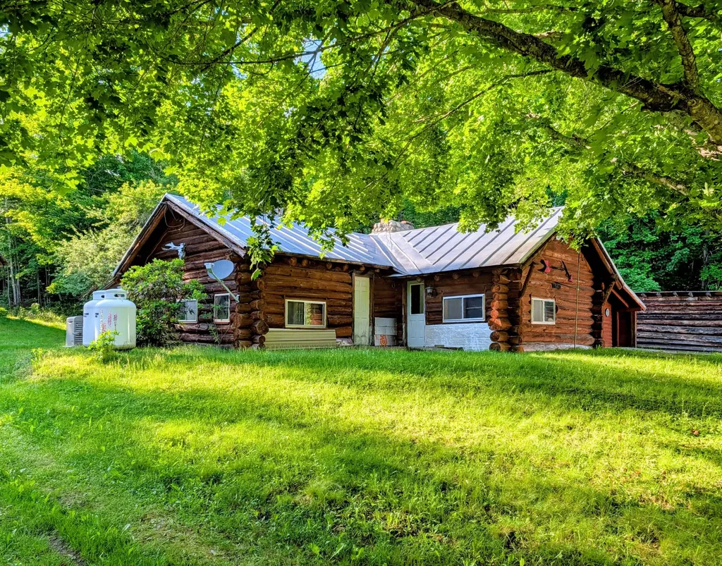 147 Calvin Gray Road Madrid Twp ME 04966