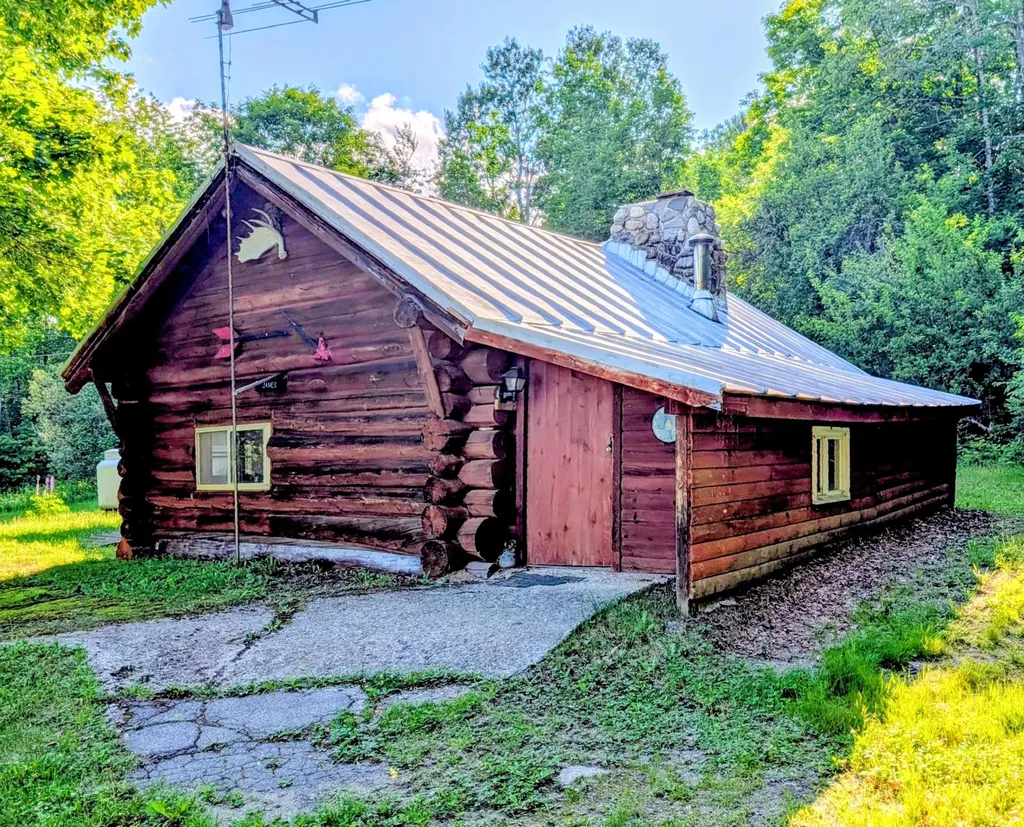147 Calvin Gray Road Madrid Twp ME 04966