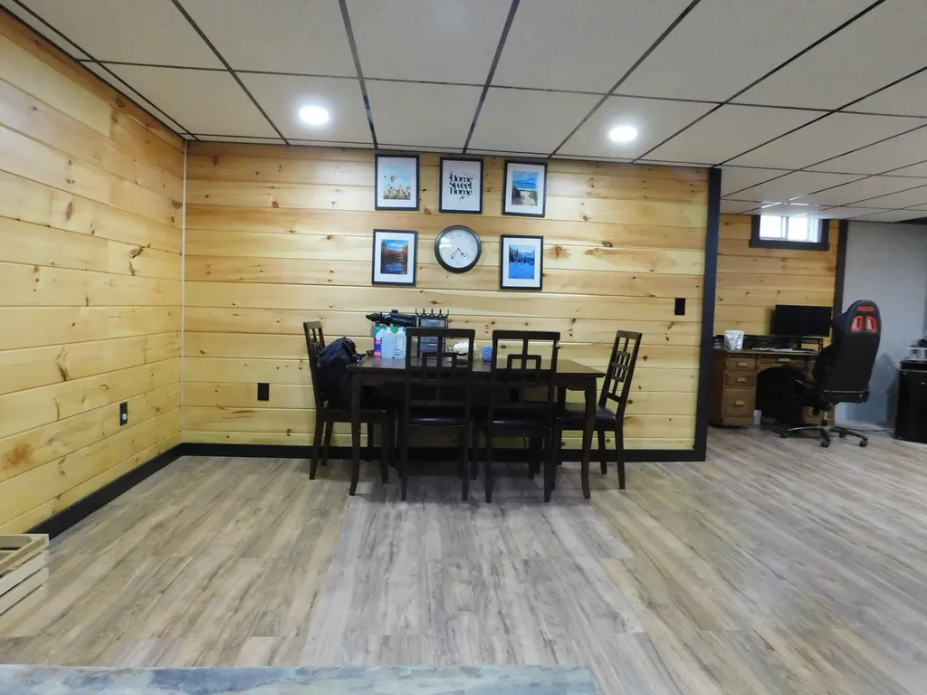 11 Deal Drive Sabattus ME 04280