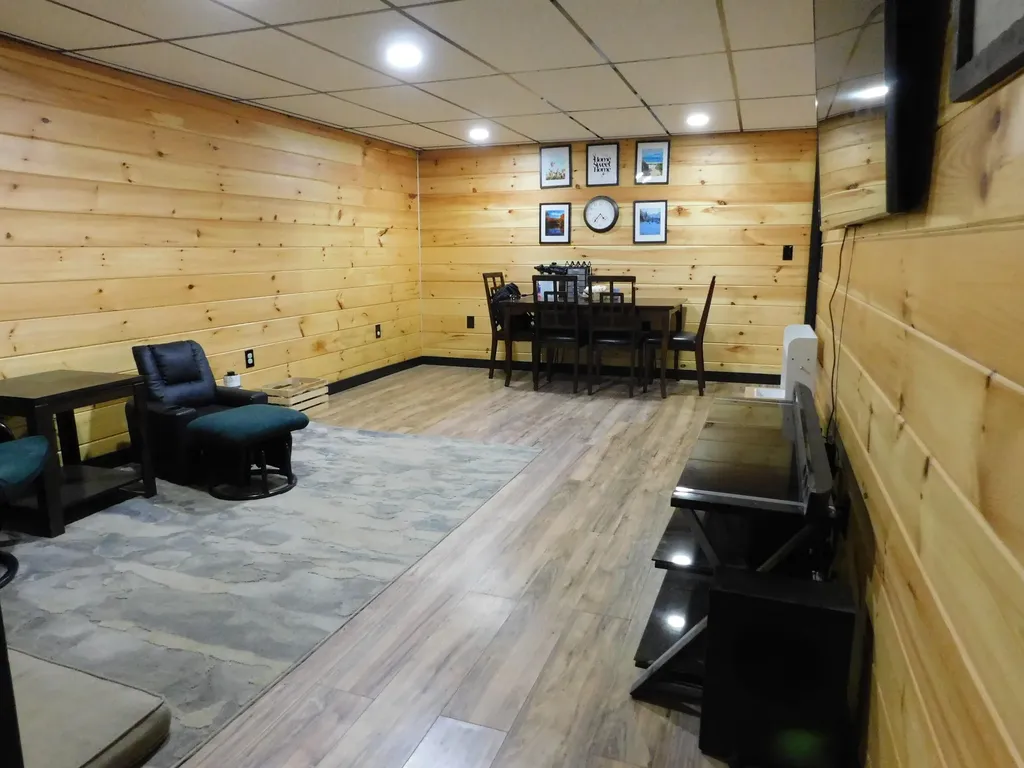 11 Deal Drive Sabattus ME 04280