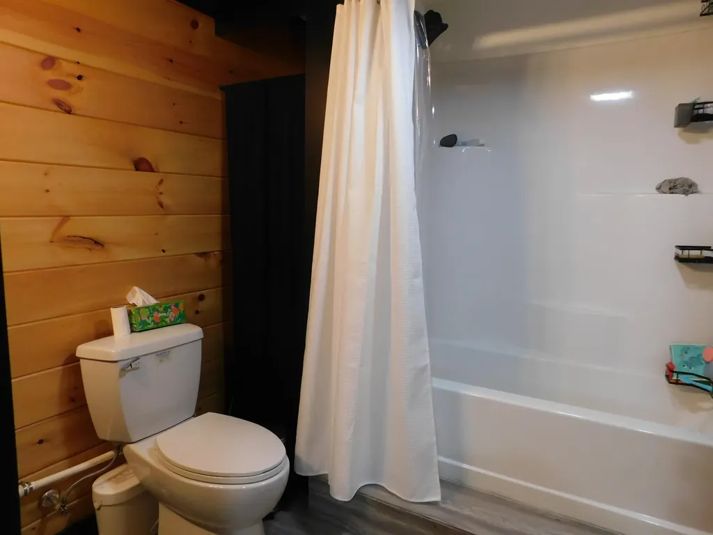 11 Deal Drive Sabattus ME 04280