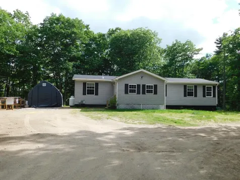 11 Deal Drive Sabattus ME 04280