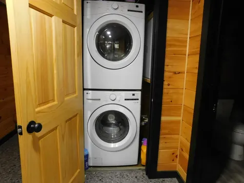 11 Deal Drive Sabattus ME 04280