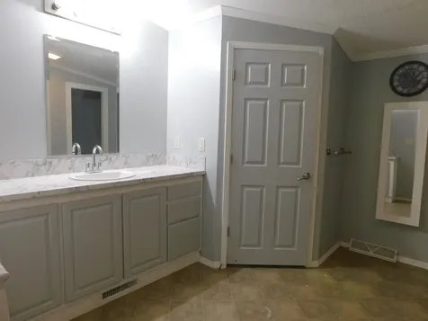 11 Deal Drive Sabattus ME 04280