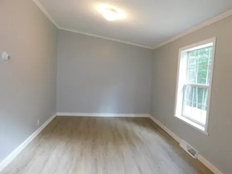 11 Deal Drive Sabattus ME 04280