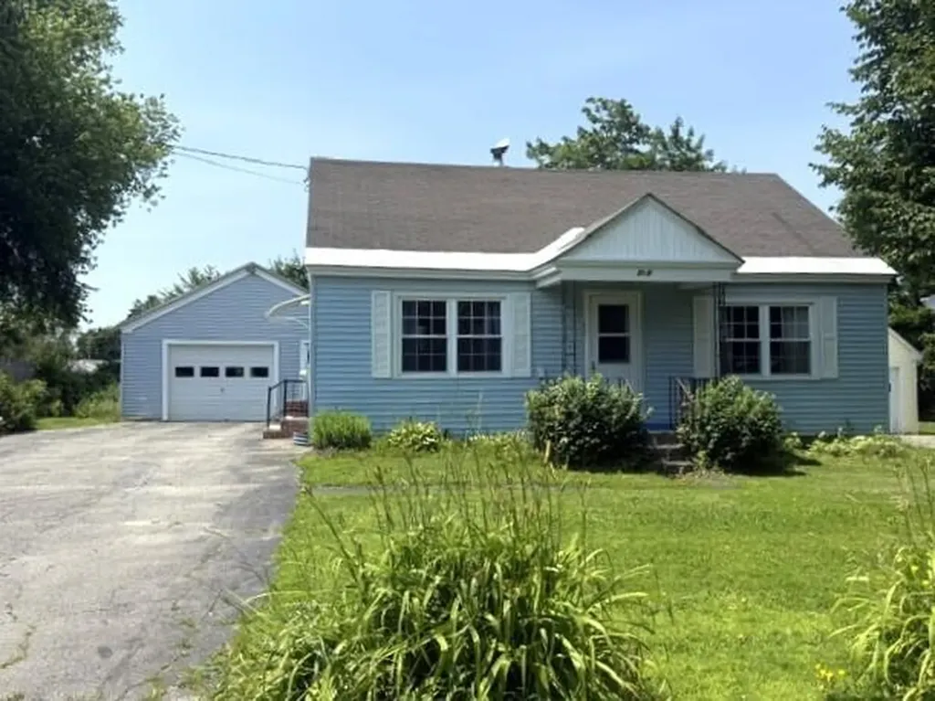 45 Cushman Road Winslow ME 04901