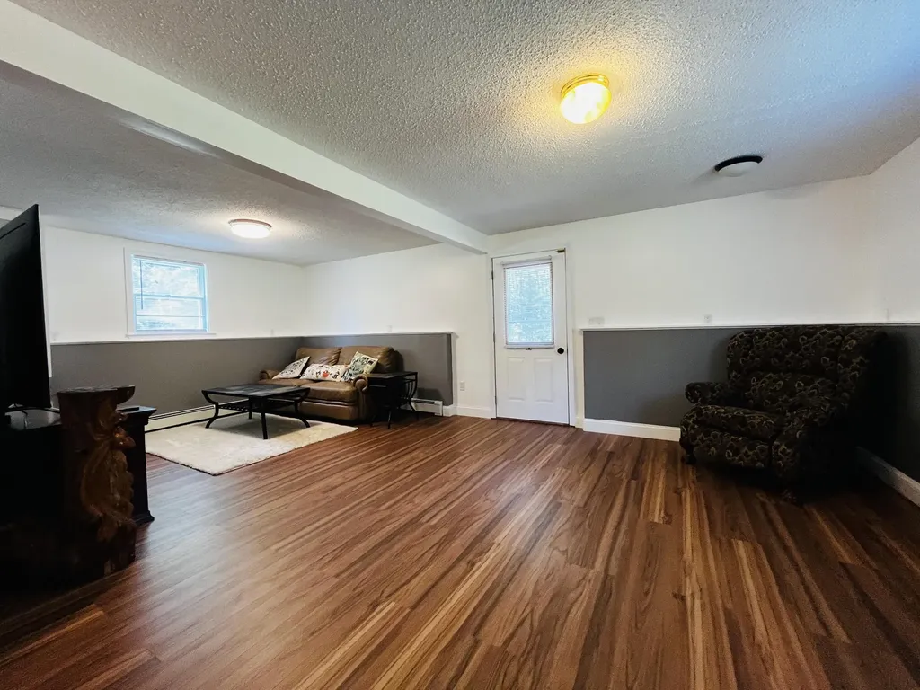 30 Meadow Brook Drive Belgrade ME 04917