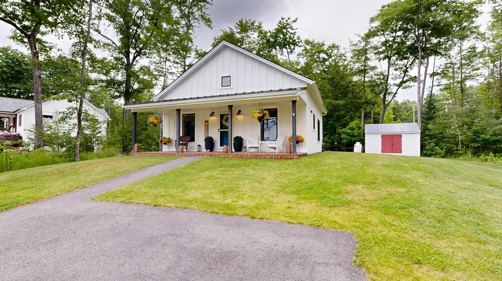 9 Evergreen Lane Richmond ME 04357