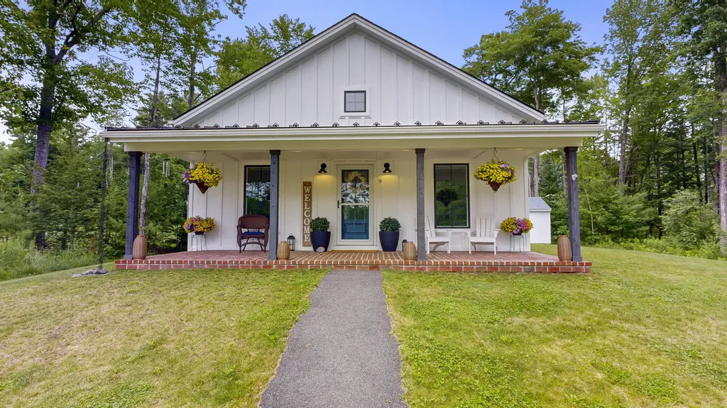 9 Evergreen Lane Richmond ME 04357