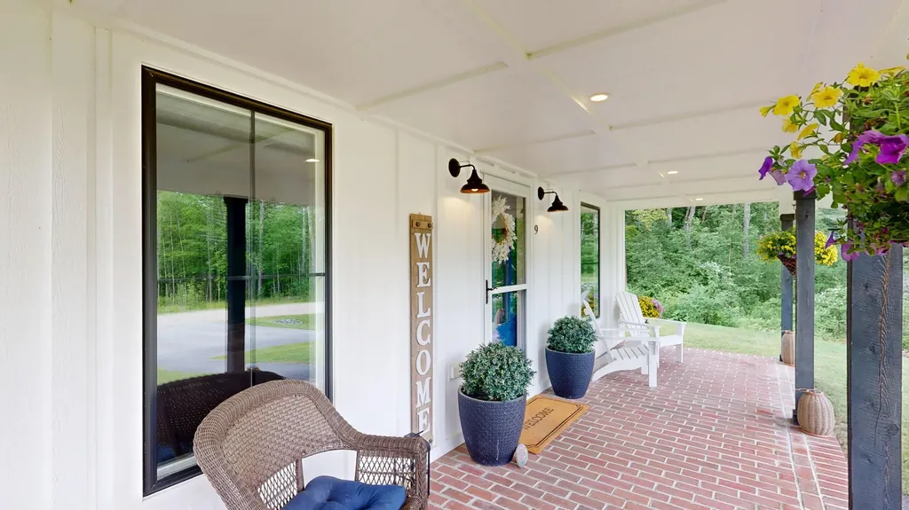 9 Evergreen Lane Richmond ME 04357