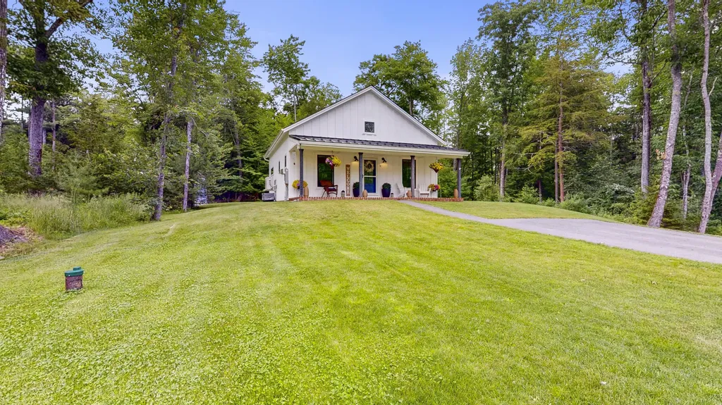 9 Evergreen Lane Richmond ME 04357