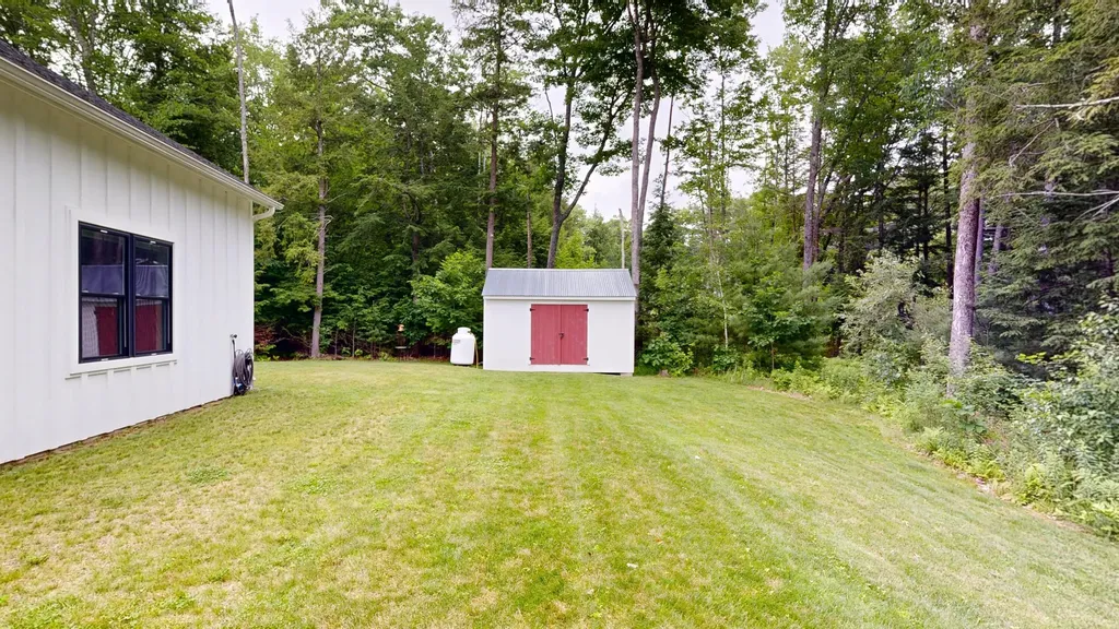 9 Evergreen Lane Richmond ME 04357