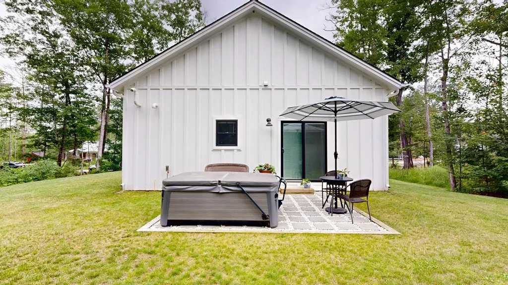 9 Evergreen Lane Richmond ME 04357